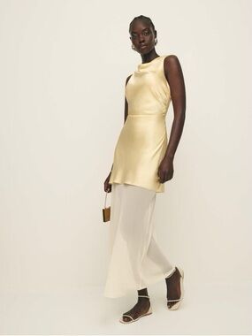 NWT reformation Logan silk dress in blonde / size 2